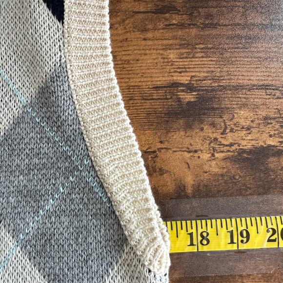 NWT Urban Outfitters Argyle Cardigan Vest Large Petite Cropped Blue Gray Preppy - Picture 3 of 8